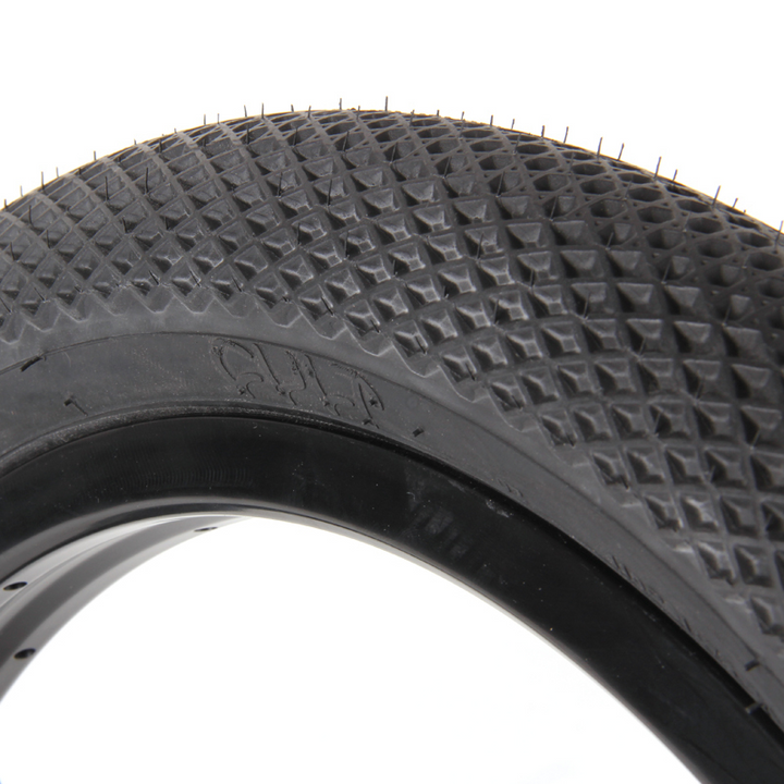 Cult Vans Waffle 18" Tyre [colour:black Tyre Bead:wire Width:2.30"]