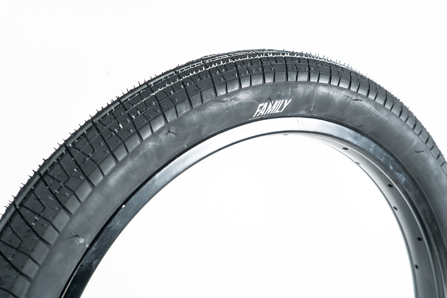 Family F603 20" Tyre [width:2.35" Tyre Bead:wire] 